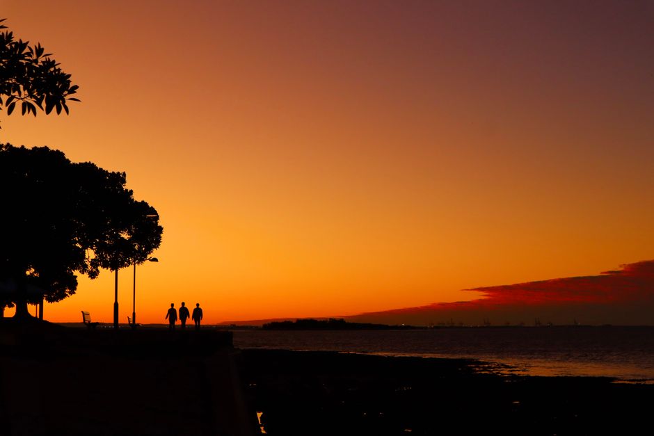 May Evening Strolls: Longer Days Without Overscheduling