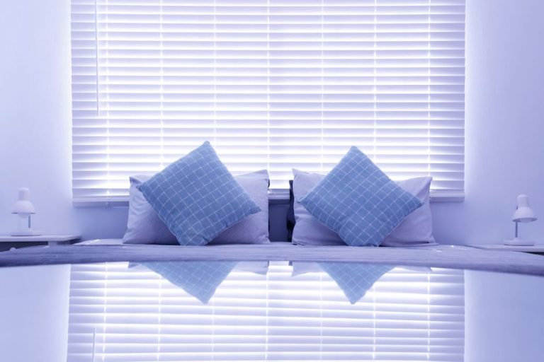 Room Bookings Griffith: 5 Mistakes That Cost You Time and Money