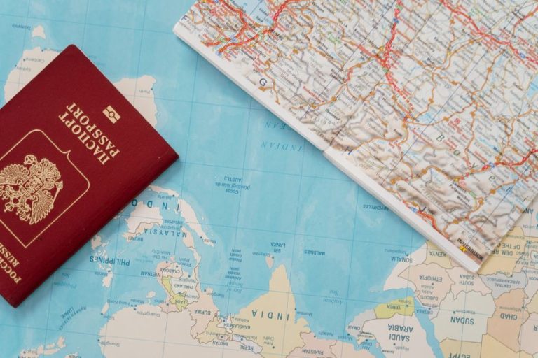 Travel Games For Kids On Long Journeys: 7 Travel Games and Activities to Keep Kids Happy on Long Journeys (2026)