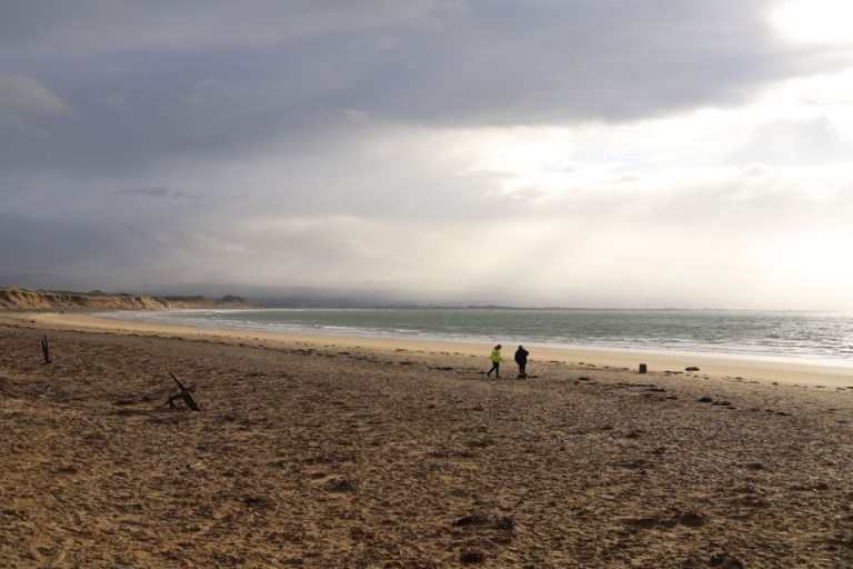 6 Layers for Coastal Winter Walks With Lighter Packs